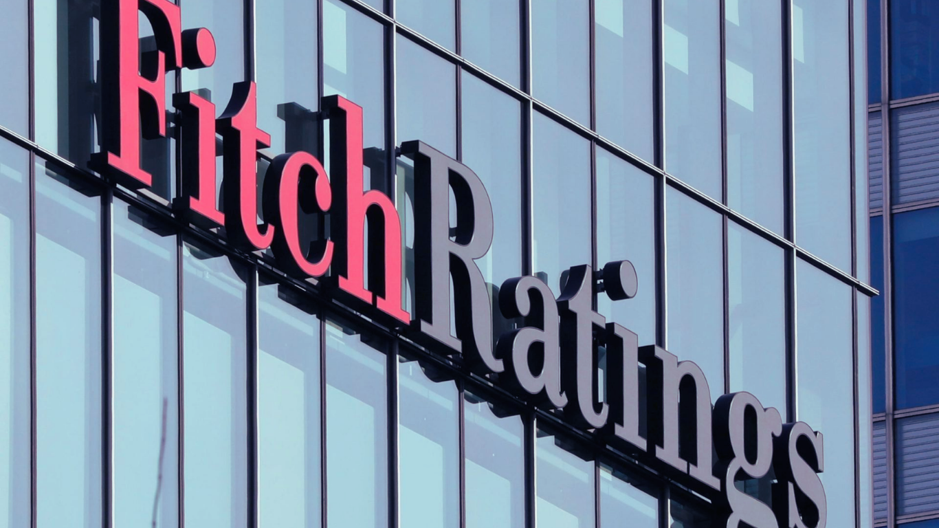 Fitch Mantém 'Rating' de Moçambique em CC e Alerta para Risco de Incumprimento