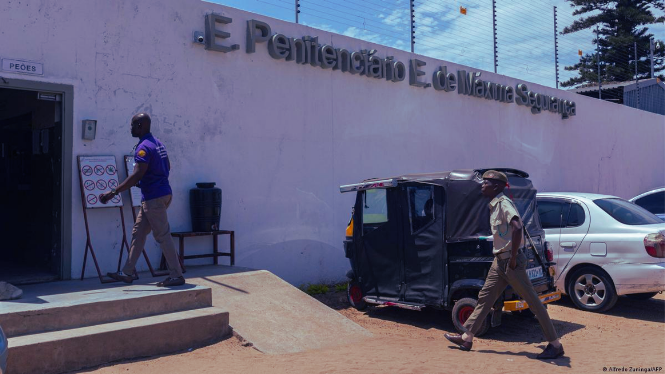 Agentes Penitenciários Sancionados por Contrabando nas Cadeias em Moçambique