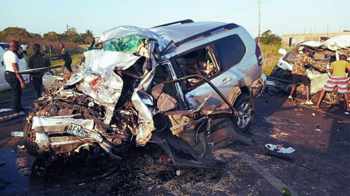 Seis Mortos e Cinco Feridos Graves em Violento Acidente na N12 em Nacala