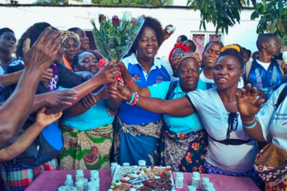 Moçambique Enfrenta Desafios na Luta Contra o HIV Apesar da Queda nas Infeções e Mortes