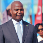Daniel Chapo Desafia Jovens a Liderarem Independência Económica de Moçambique