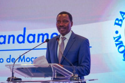 Tribunal Penhora Três Imóveis do Governador do Banco de Moçambique